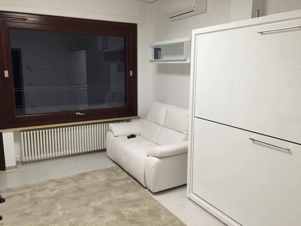 Reggio Suite Реджо ди Калабрия Стая снимка